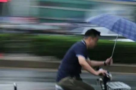 电动车淋雨后不能加速了