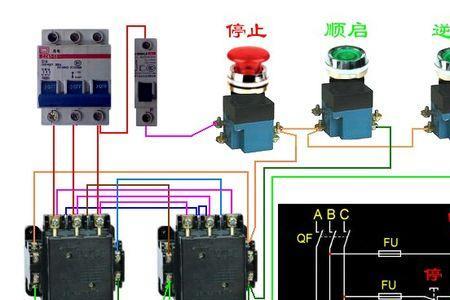 两地控制接触器互锁接线口诀
