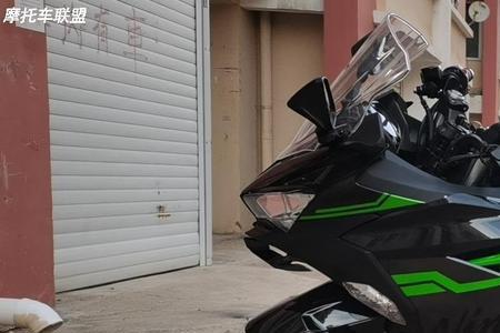 川崎ninja400相当于汽车什么级别