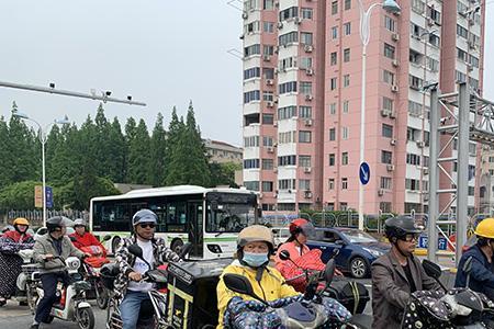 电动车头盔和自行车能通用吗