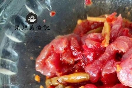 猪肉炒熟了是红色是什么原因