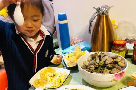 怎样夸一个女孩子会做饭