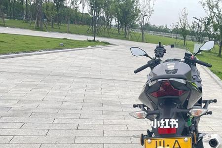 川崎ninja400改排气能上路吗