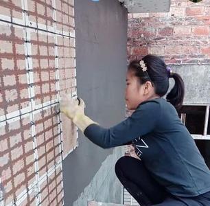 工地上的女人为什么变成女汉子