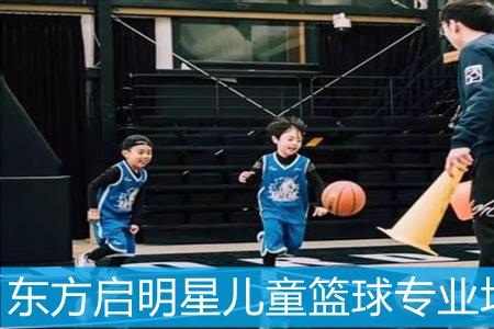 幼儿几岁可以拍篮球