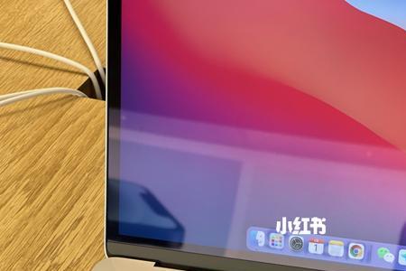 苹果macbookpro13款电池显示建议维修