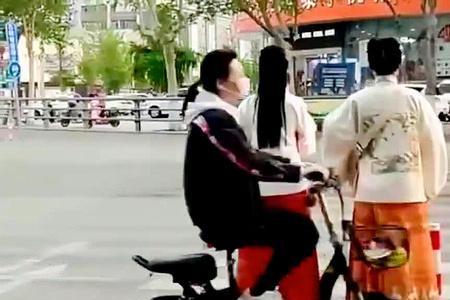 同道中人什么梗