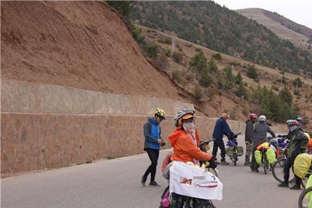 骑行川藏线一般行李多重正常