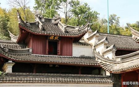 星岛湖有没有寺院