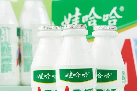 ad钙奶和优酸乳哪个更贵