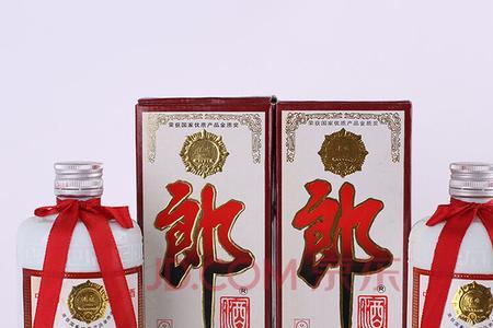 2000年53度20年郎酒现在值多少