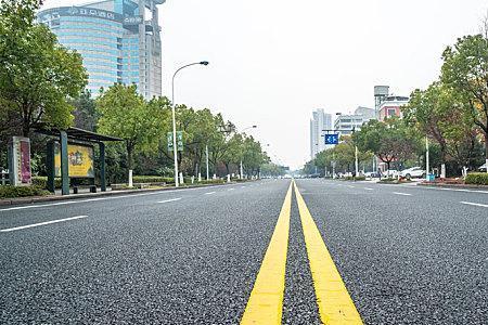 小区里的柏油路算城市道路么