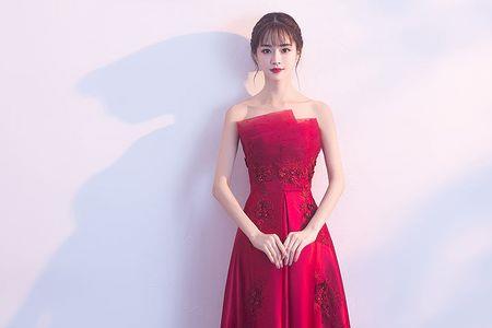 结婚脱下敬酒服穿什么衣服