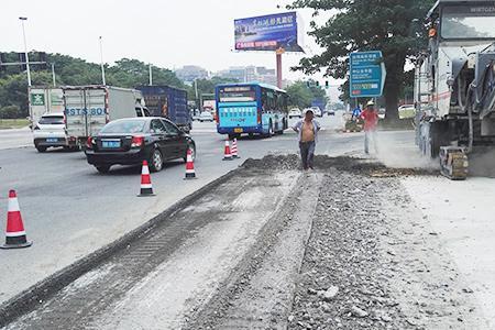 一米柏油路造价