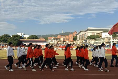 湖南师范大学体育场怎么进