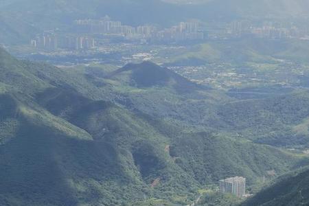 深圳梧桐山和凤凰山是同一个吗