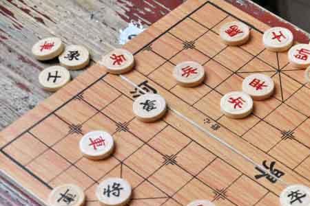 中国象棋的马可以越子吗