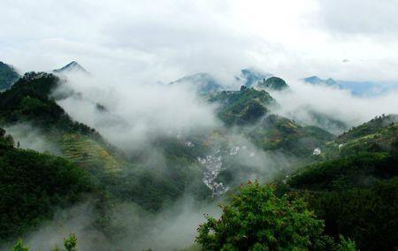 云腾雾绕仙山岛对联