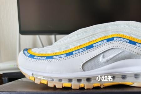 airmax97有不反光的吗