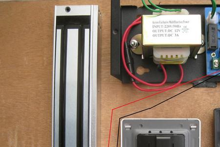 门禁电磁锁4线与2线区别