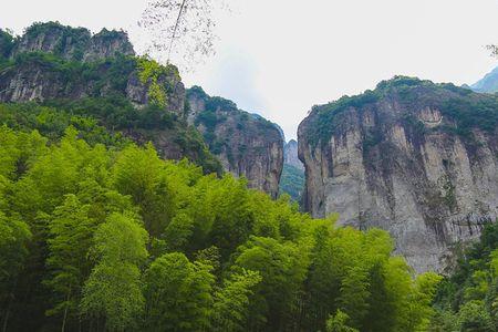 雁荡山山上面有住宿的地方吗