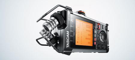 tascam dr44wl和zoom h5哪个好