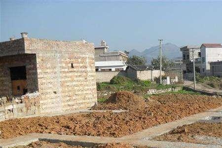 田里建房如何打地基