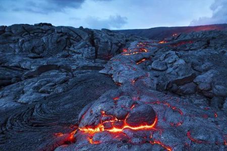 五行石是火山爆发的产物吗