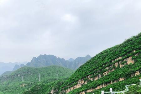 百里峡和清泉山哪个漂流好