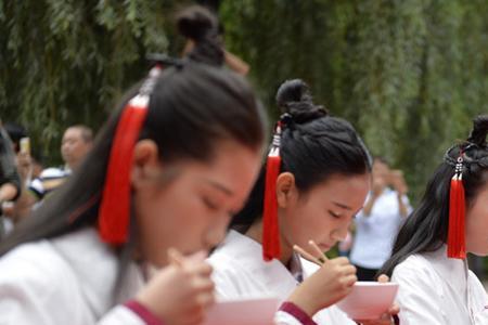 古代女子成人礼的贺词