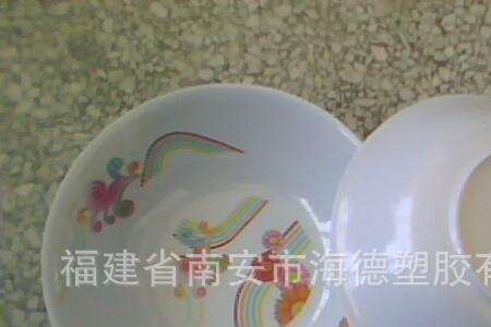 密胺脂餐具敲碎了什么样