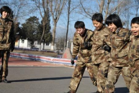 女兵五公里考核标准