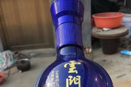 云门春葫芦瓶是哪种酒