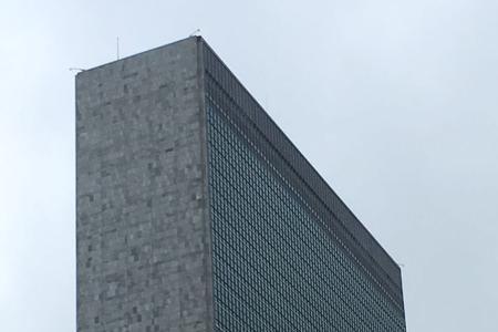 un building 是谁设计的