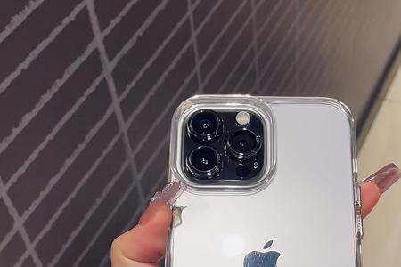 iphone14promax前置镜头有灰尘