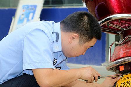 黄牌电动车交警会查吗