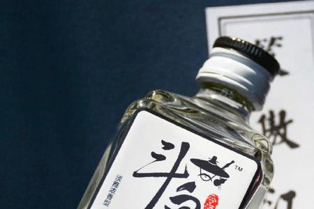 酣垆侠客酒价位