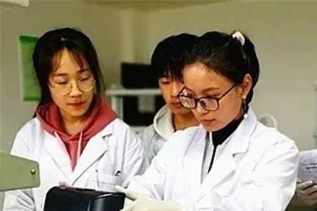 医学生物技术什么专业好