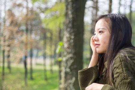 女人说主动联系你说明什么