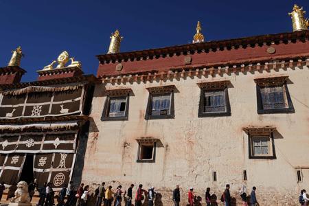 香格里拉德清寺院排名