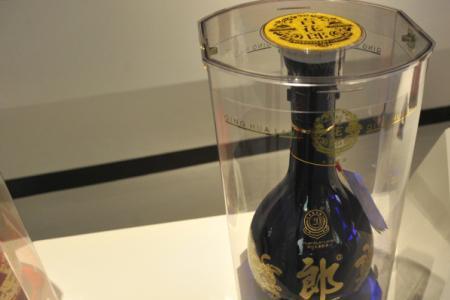 青花郎和郎酒区别