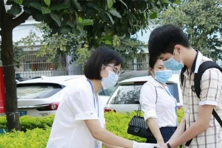 南宁菠萝岭小学怎么样