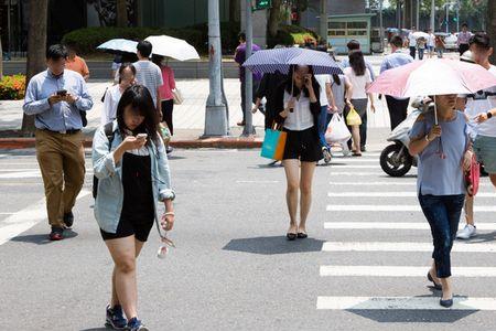 出了大太阳突然下雨会怎样