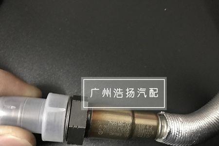 宝马n46前氧传感器分左右吗