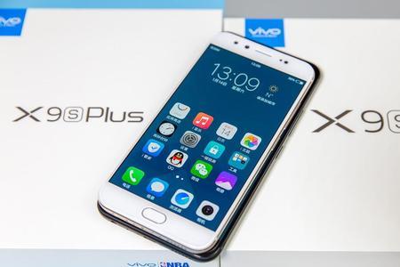 Vivo x9s怎么强制关机