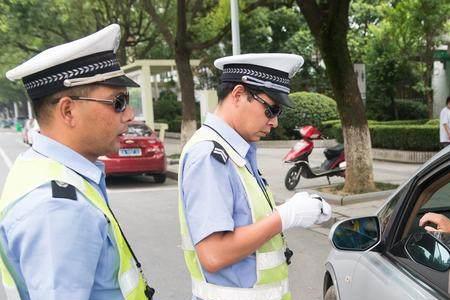 什么大学允许开车