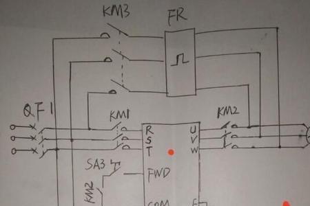 变频器自带继电器没输出