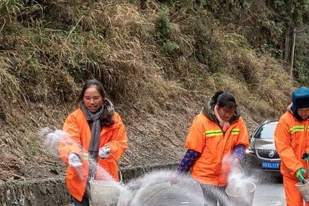 道路养护工人拿什么待遇