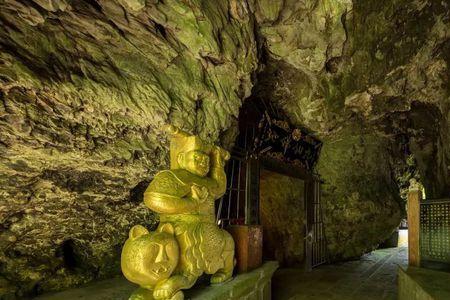 孙悟空的洞府为什么在峨眉山