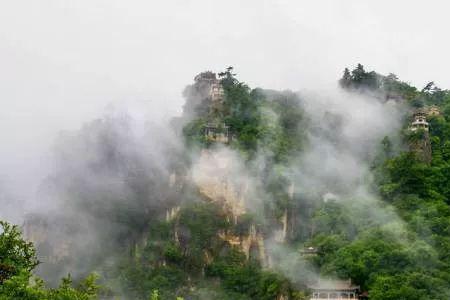 云出其山复雨其山出处